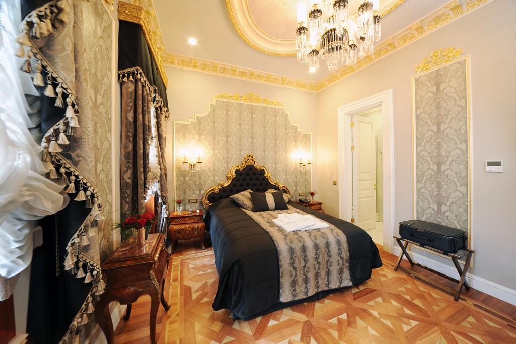 Maroon Bosphorus Hotel 5*